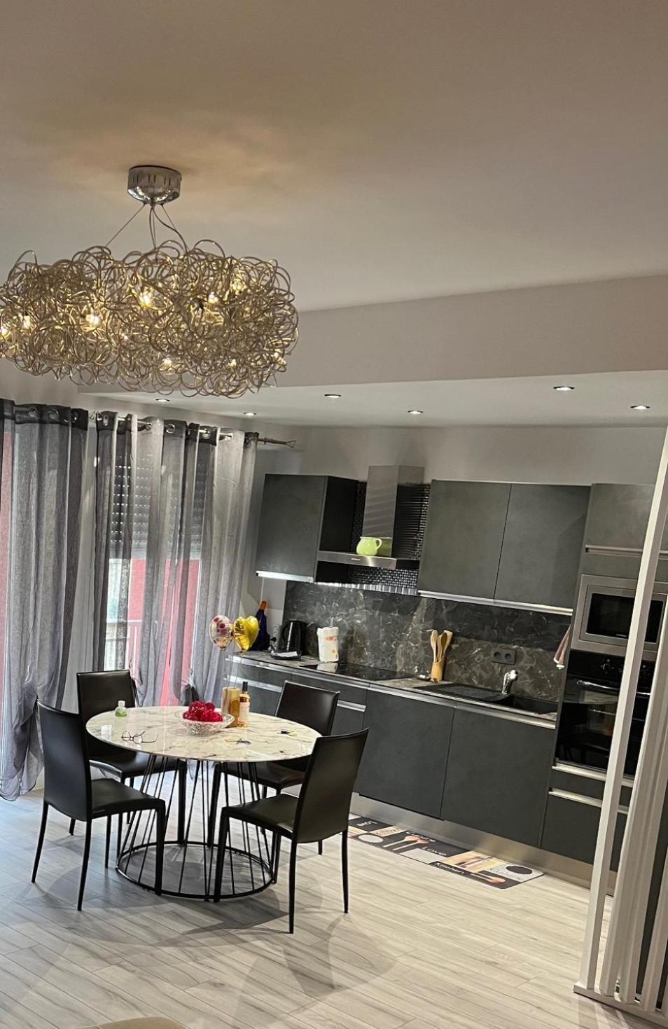 Gorgeous 2 Bedrooms Holiday Apartement 니스 외부 사진
