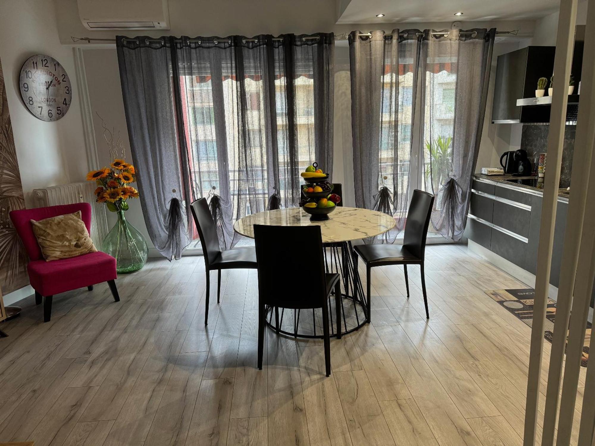 Gorgeous 2 Bedrooms Holiday Apartement 니스 외부 사진