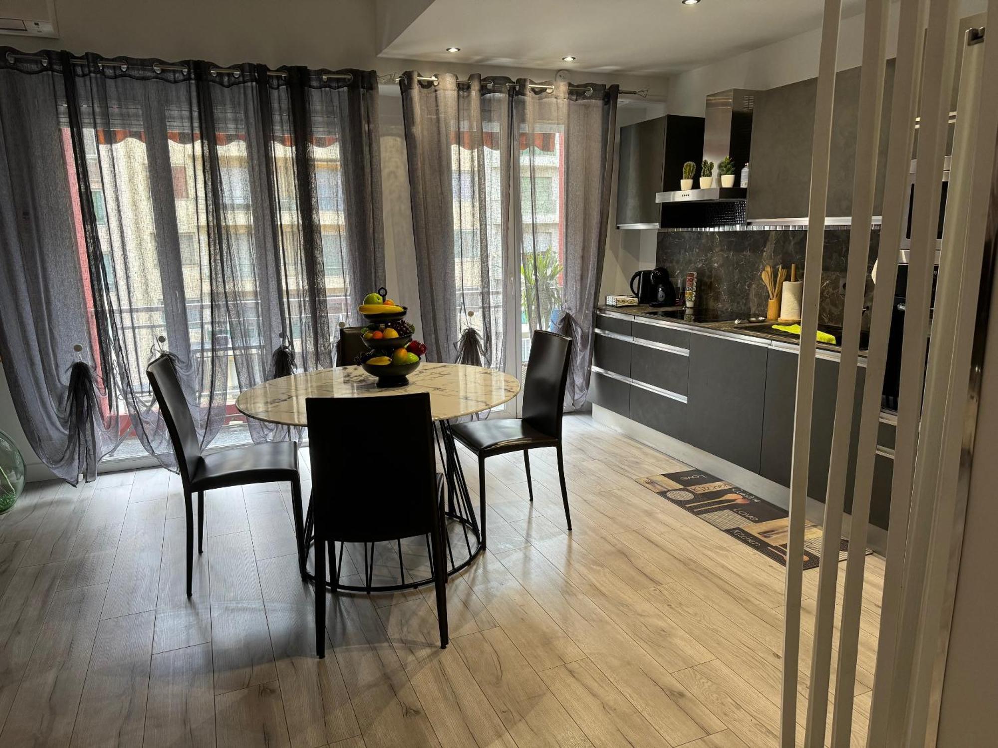 Gorgeous 2 Bedrooms Holiday Apartement 니스 외부 사진